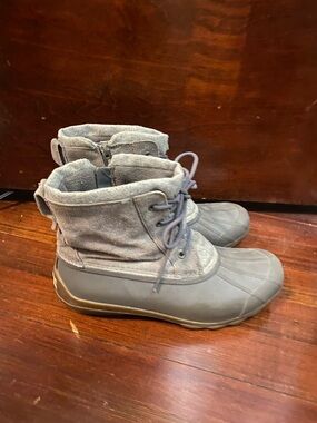 Sperry Gray Lace-Up Rain/Winter Duck Boots
